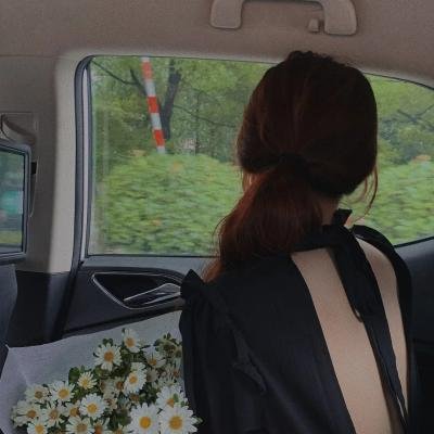奶奶跟外婆